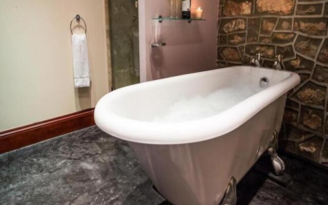 Redhill House Boutique Hotel Bristol Airport