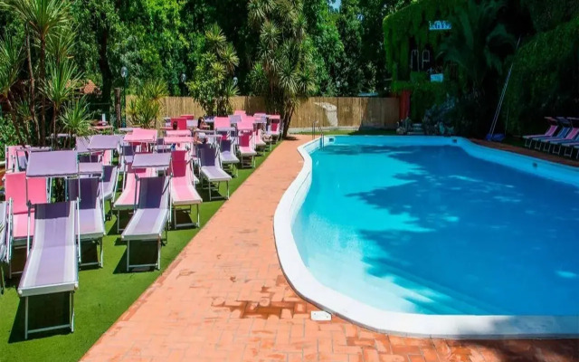 Seven Hills Camping Village&Veio Residence Resort