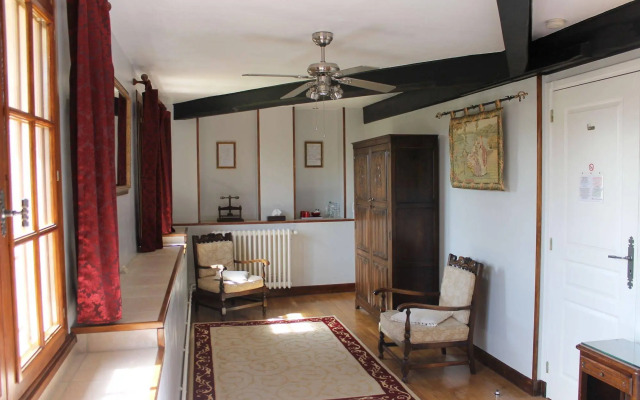 Manoir XV Domaine de Peyrafort