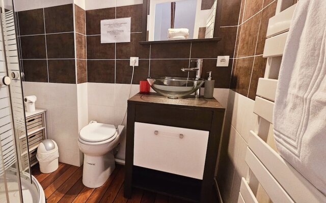 Maison de Ville Confortable Avec Cour Intérieure