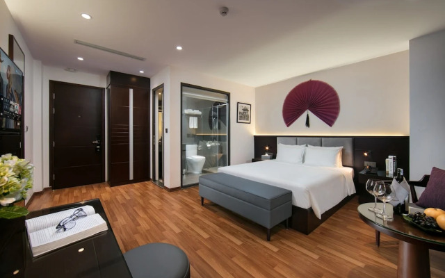 Commencer Hotel