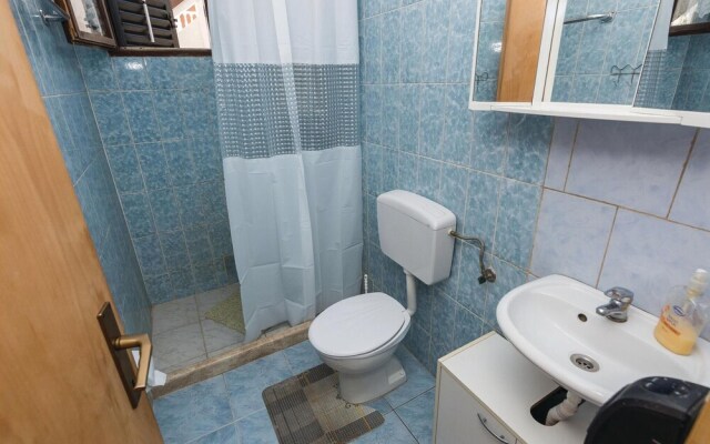 Amazing Apartment in Vir With 1 Bedrooms and Wifi