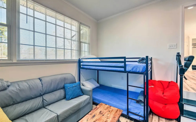 Family-friendly New Bern Home w/ Backyard!