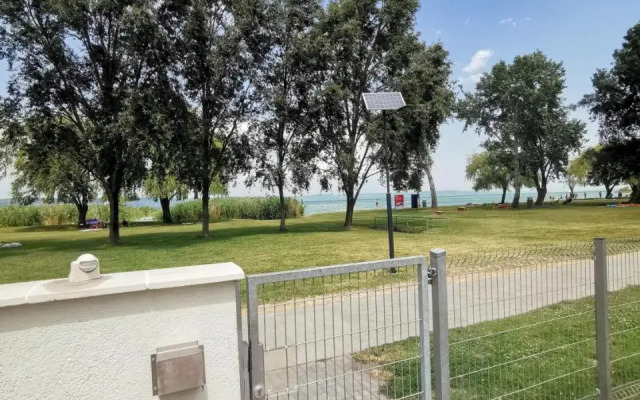 Vízpart Honvéd Apartman