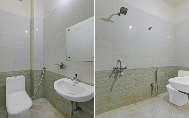 Oyo Flagship 702816 Sana Guest House