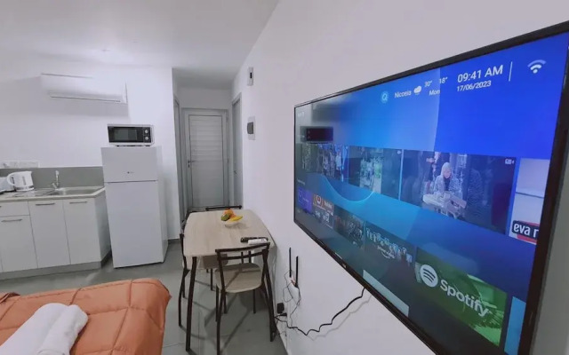 100 AN - Napa Living 38