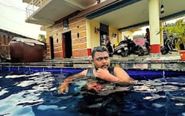 Goroomgo Bottoms Up Villa Bhubaneswar