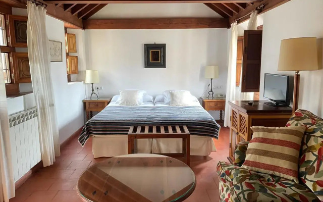 Santa Isabel la Real Hotel