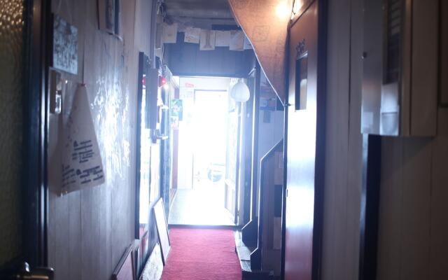 Air Osaka Hostel