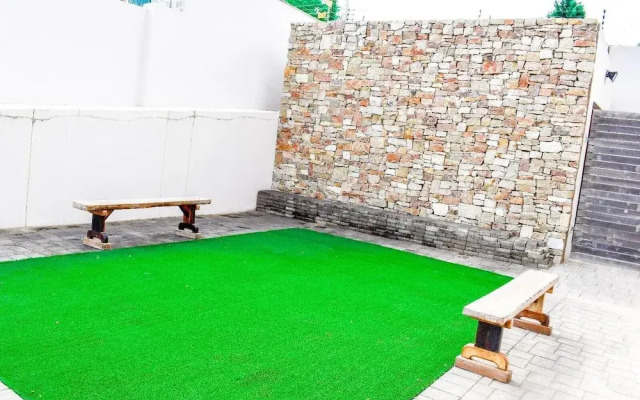 Amabwe Guest House