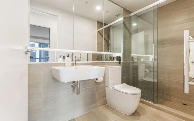 Chic 1Br Apt With Pool And Gym Perks