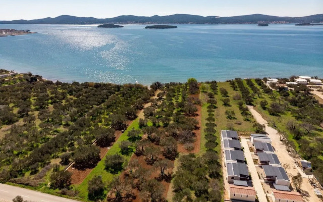 Mobile Home Septarian 2