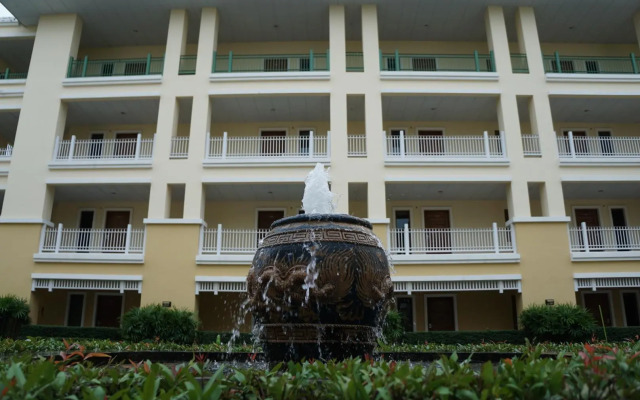 The One Residence Hotel
