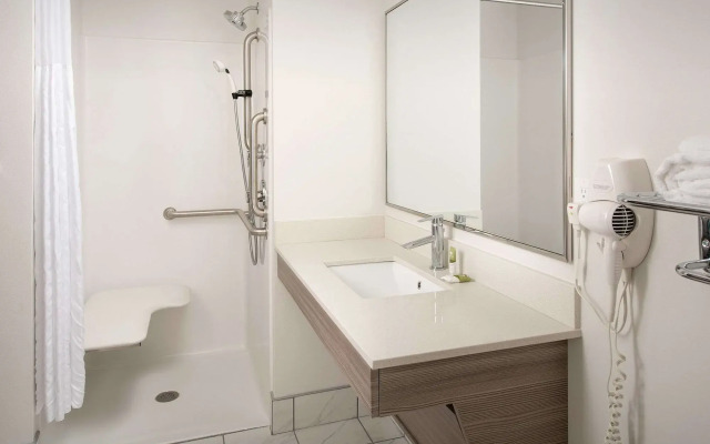 WoodSpring Suites Seattle Tukwila