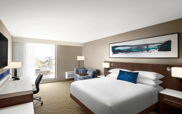 Delta Hotels by Marriott Thunder Bay
