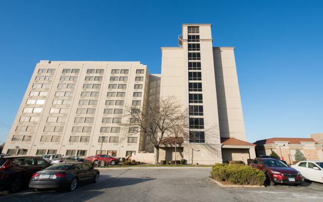 Holiday Inn Newark International Airport, an IHG Hotel