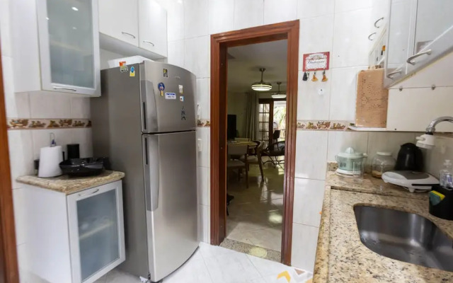 Casa em Condom nio com Piscina Wi-fi e Garagem