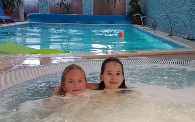 Balaton Colors Beach Hotel