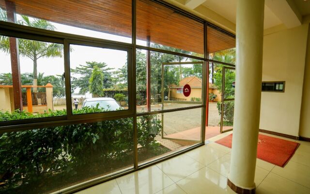 Lakefront Hotel Entebbe