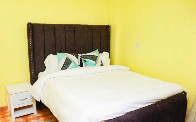 Lux Suites Trm drive Apartments Roysambu