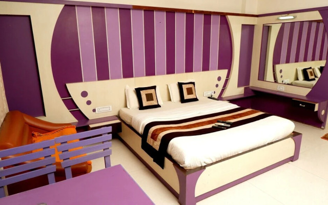 OYO 3737 Hotel City Palace