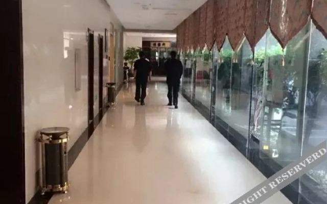 Xianyou Hotel
