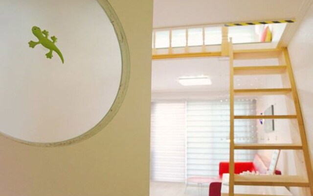 Hongchen Nix Pension
