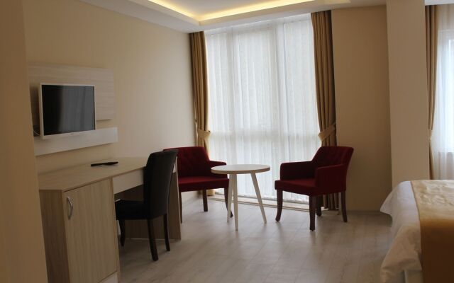 Gold Mina Hotel