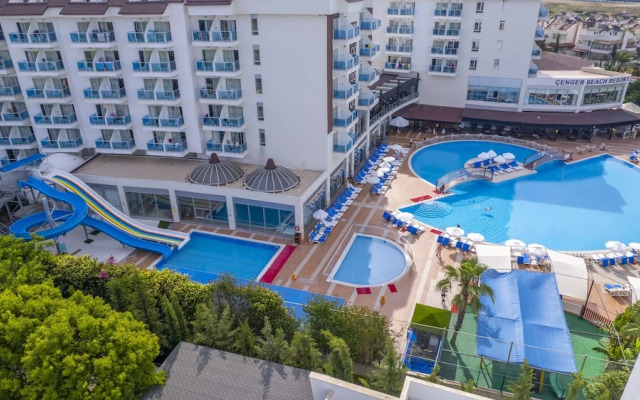 Cenger Beach Resort&Spa