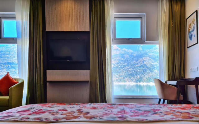 Hotel Le ROI Lake View koti