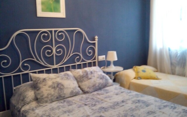 Villa With 4 Bedrooms in Prado del Rey, With Private Pool, Enclosed Garden and Wifi