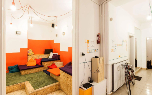 Home Plus Hostel