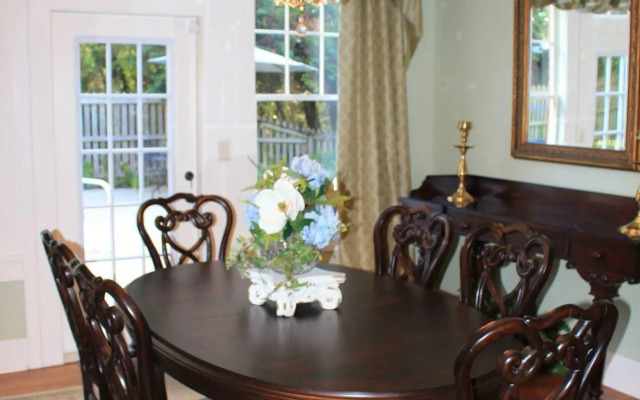 The Good House B&B
