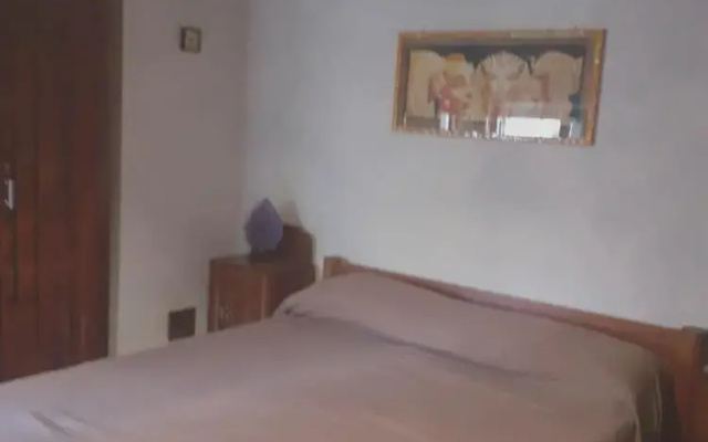 2 bedrooms house with enclosed garden at Travo