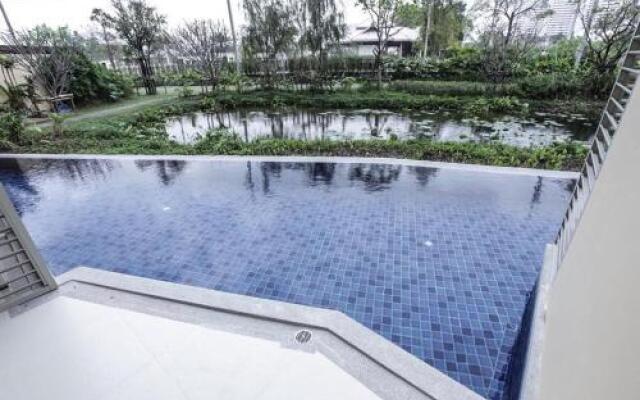 Baan Thew Thalay Aquamarine Cha-am