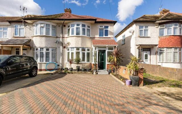 Lovely house (Ealing, London)