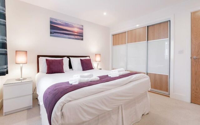 Roomspace Apartments -Capitol Square