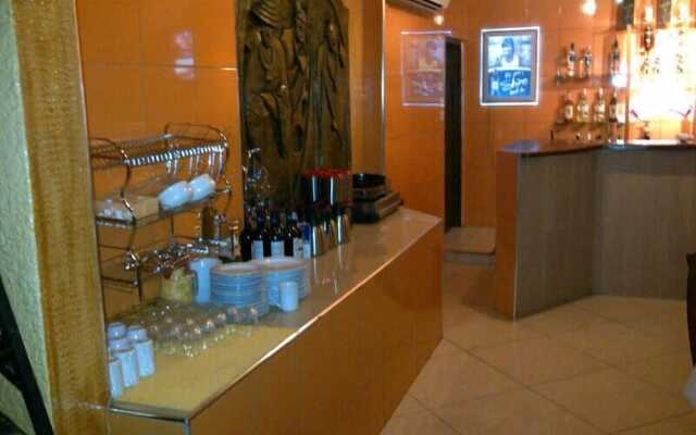 Sir Max Hotel