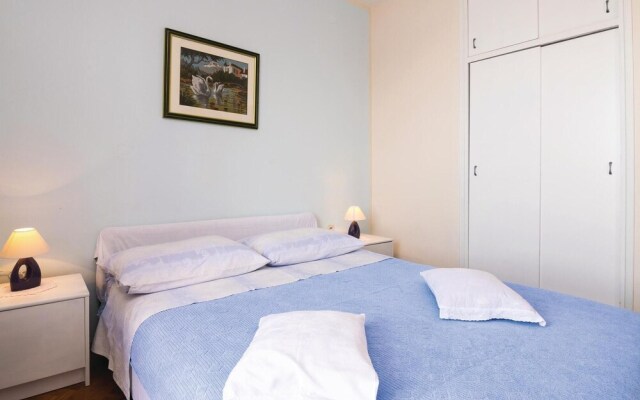 Stunning Apartment in Lukovo Sugarje With 3 Bedrooms, Wifi and Outdoor Swimming Pool