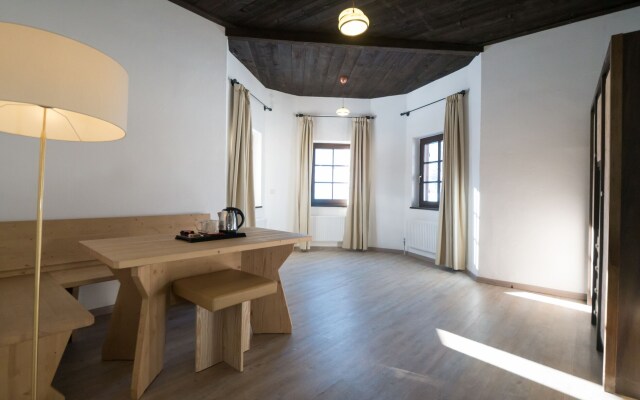 Schlosshotel Rosenegg