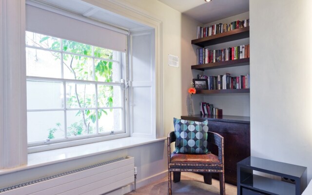 The Oscar Wilde Suite by 5STARSTAY