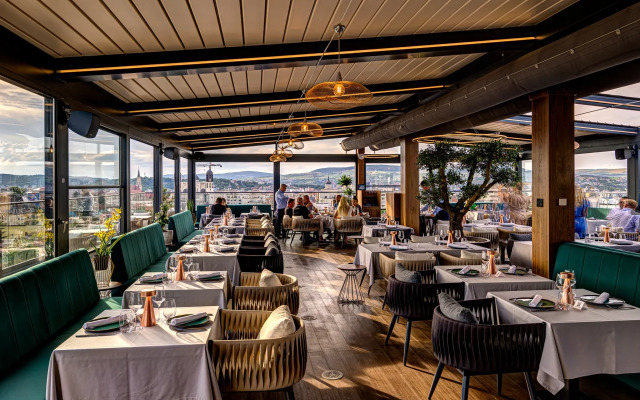 Vibre Hotel