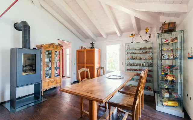 Como Lake & Mountain