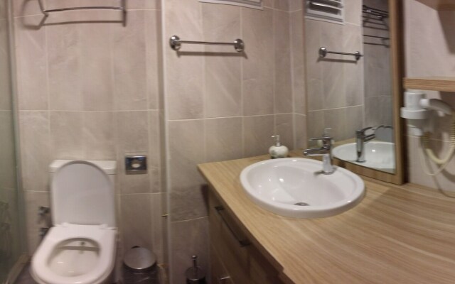Arikan Suites