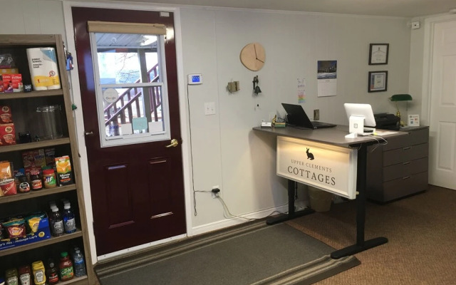 Upper Clements Cottages