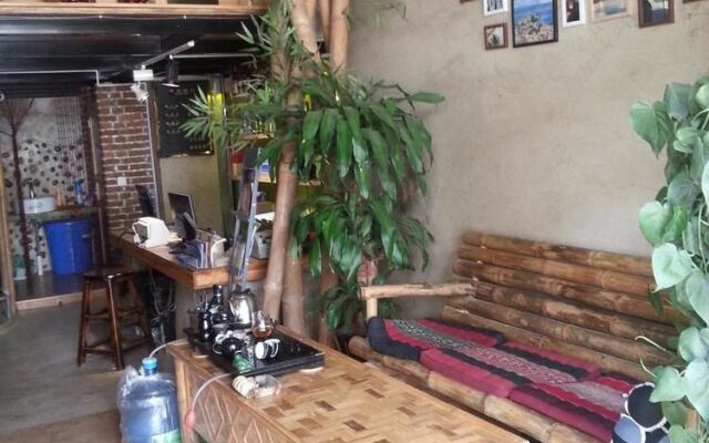 Yiluyuan Apartment Hotel