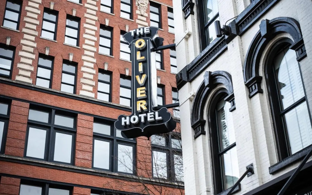 The Oliver Hotel