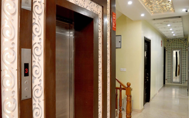 Hotel Grande Residency