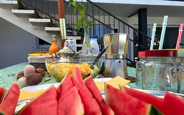 Alma Libre Yoga & Surf House