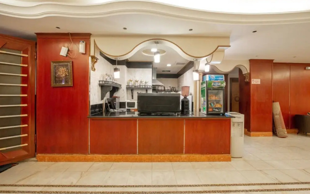 OYO 148 Diamond Beach Hotel